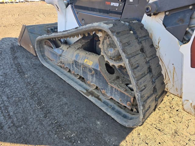 Image of Bobcat T76 equipment image 4