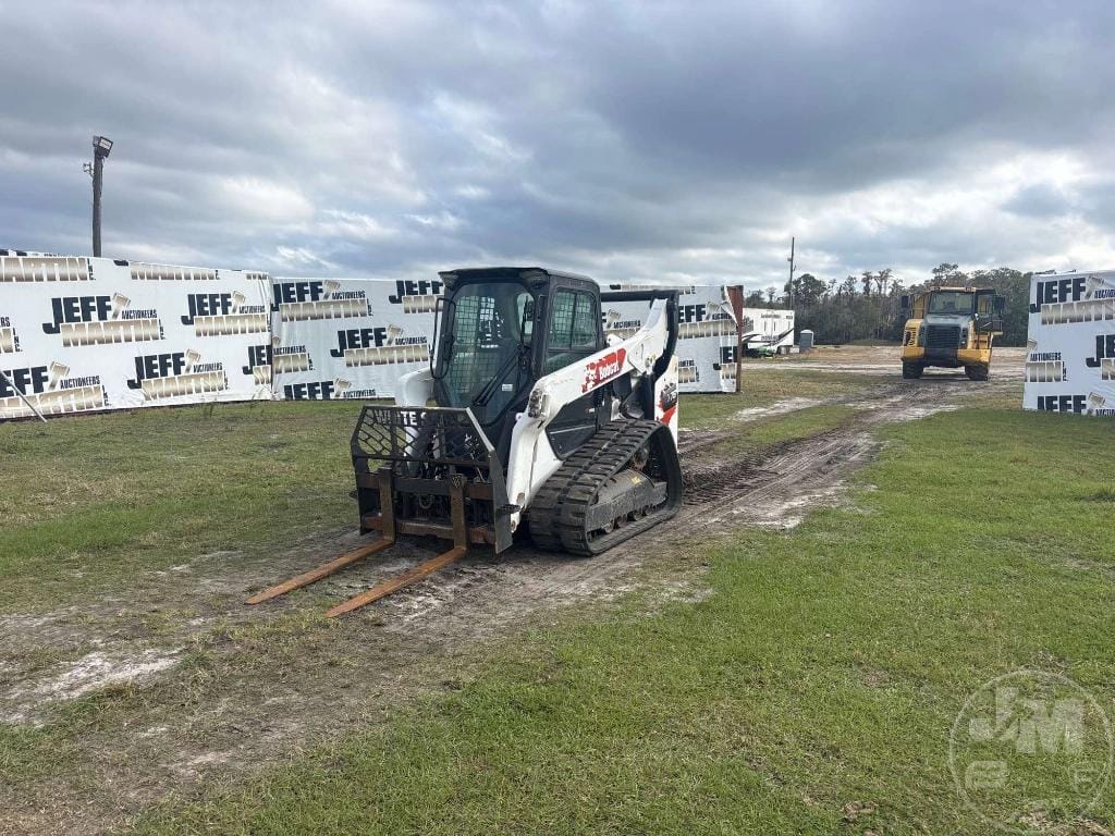 2022 Bobcat T76 Equipment Image0