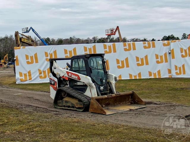Image of Bobcat T76 equipment image 3