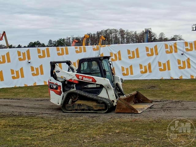 Image of Bobcat T76 equipment image 4