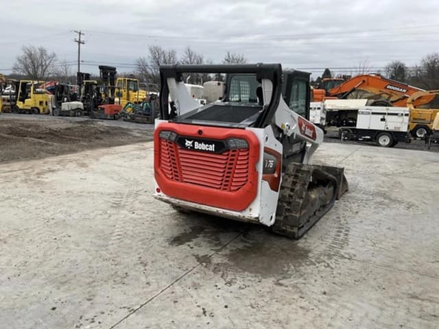 Image of Bobcat T76 equipment image 3