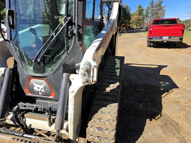 Image of Bobcat T76 equipment image 2