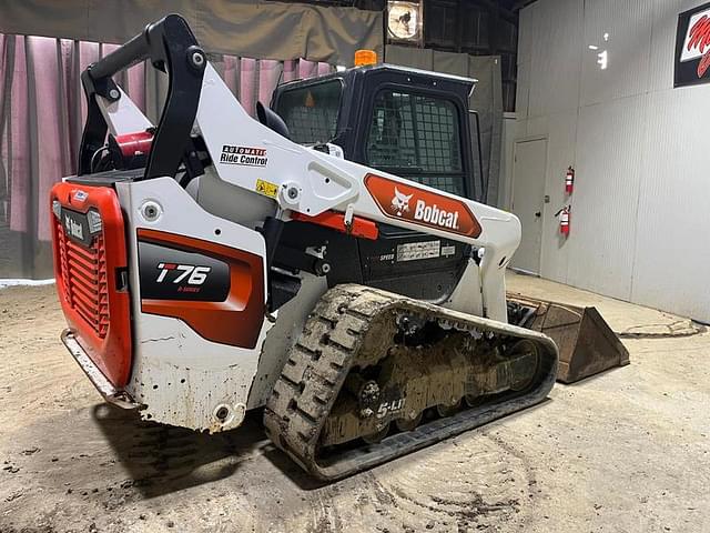Image of Bobcat T76 equipment image 4