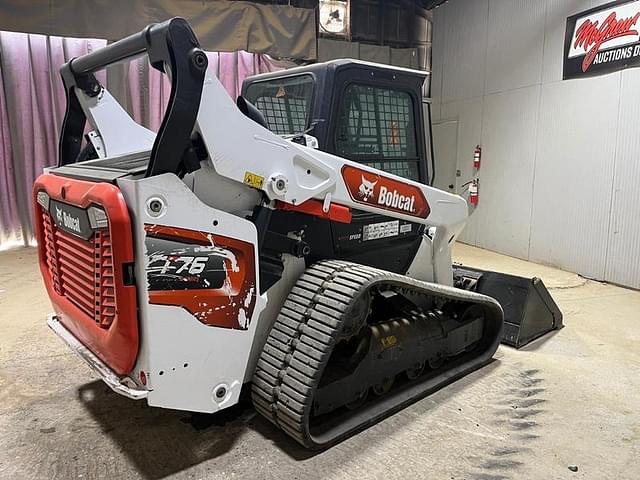 Image of Bobcat T76 equipment image 4