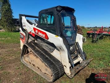 Main image Bobcat T76