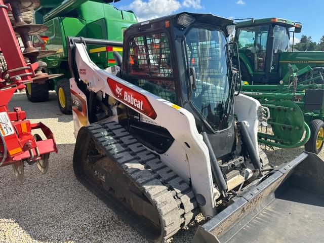 Image of Bobcat T76 equipment image 3