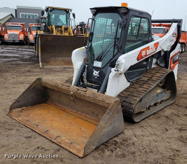 Main image Bobcat T76