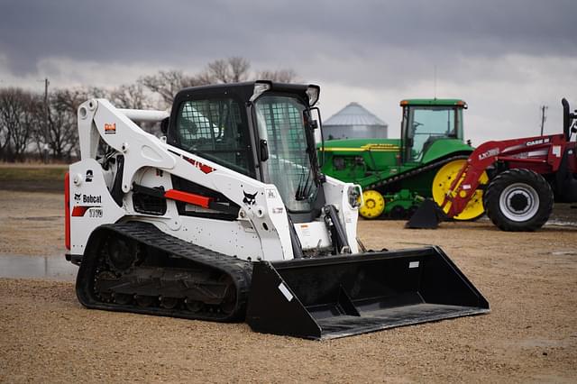 Image of Bobcat T770 equipment image 2