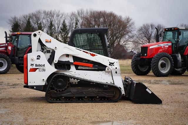 Image of Bobcat T770 equipment image 3