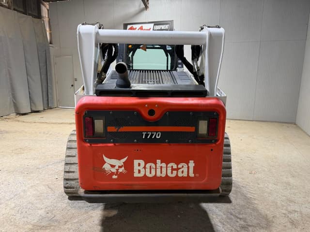 Image of Bobcat T770 equipment image 3