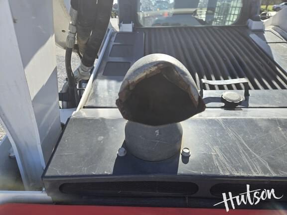 Image of Bobcat T770 equipment image 4