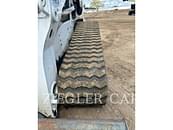 Thumbnail image Bobcat T770 11