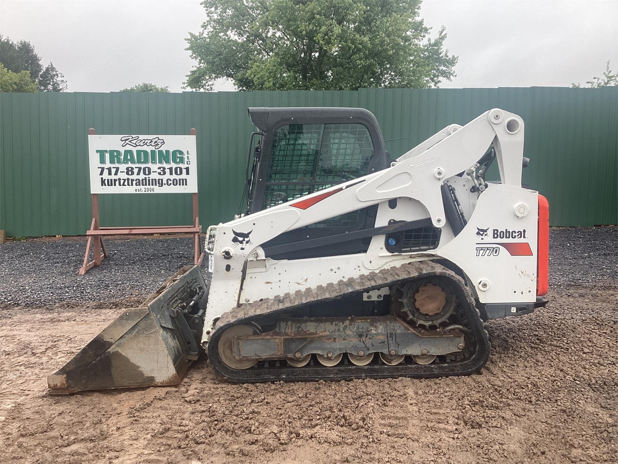 Main image Bobcat T770