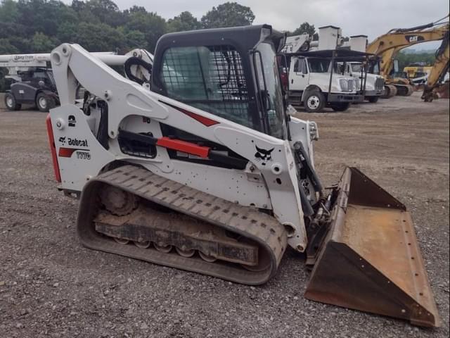 Image of Bobcat T770 equipment image 2