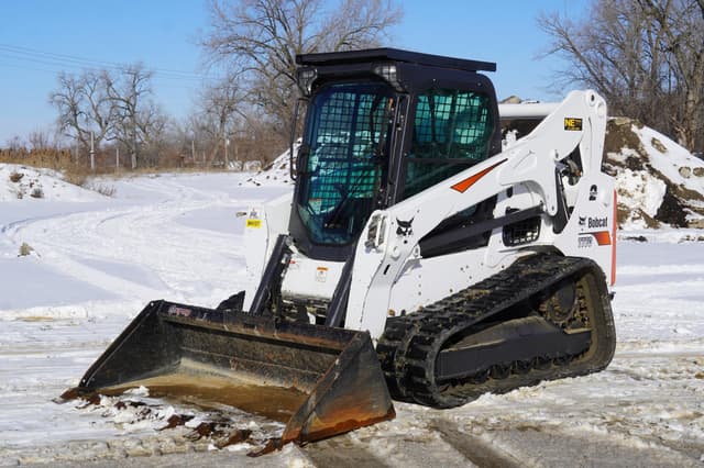 Image of Bobcat T770 equipment image 4