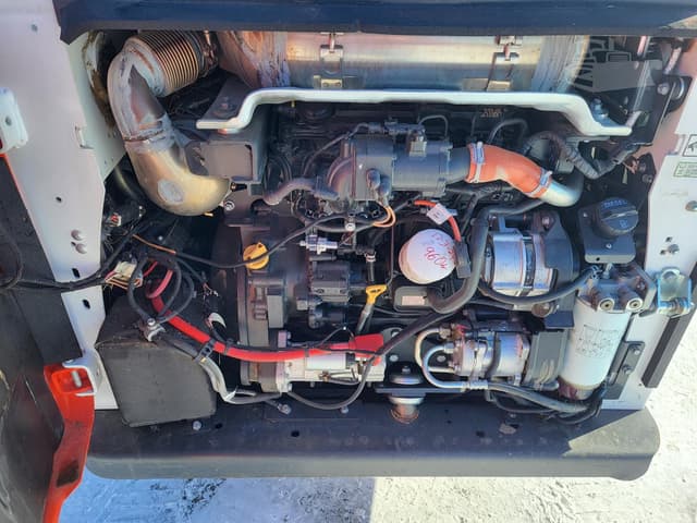 Image of Bobcat T770 equipment image 4