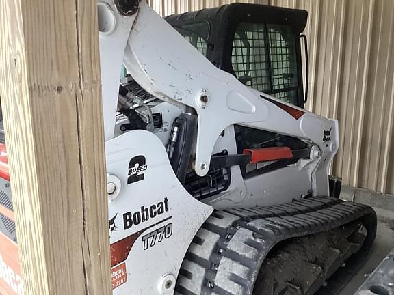 Image of Bobcat T770 equipment image 2