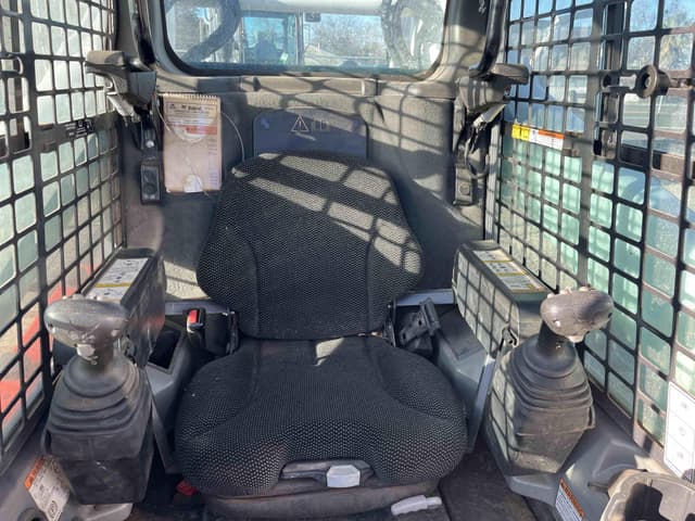 Image of Bobcat T770 equipment image 4