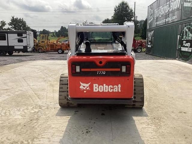Image of Bobcat T770 equipment image 2