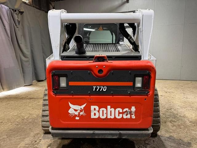 Image of Bobcat T770 equipment image 3