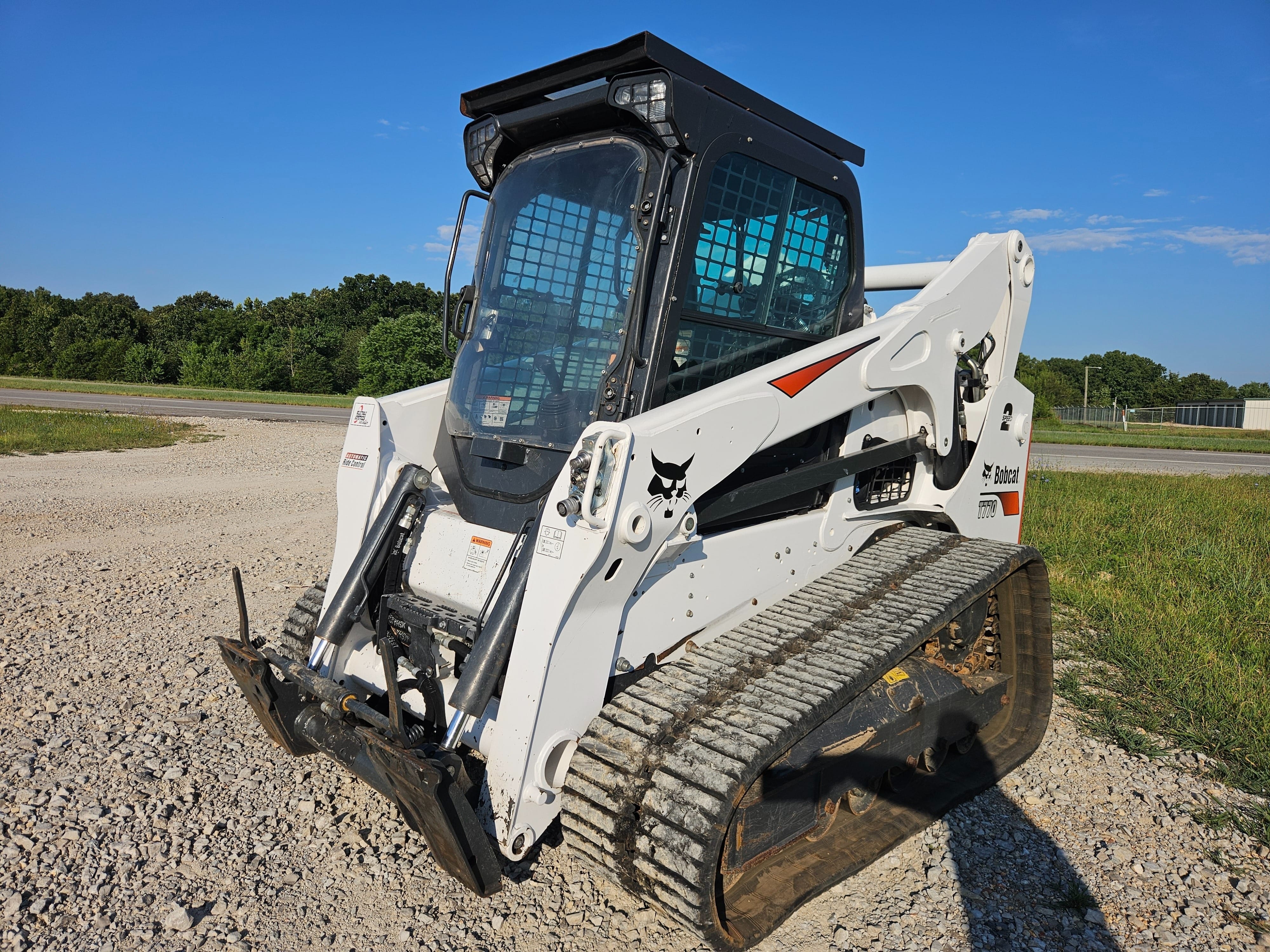 2022 Bobcat T770 Equipment Image0