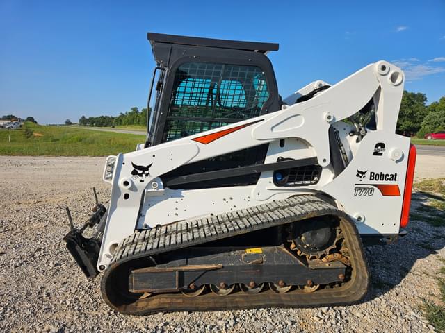 Image of Bobcat T770 equipment image 4