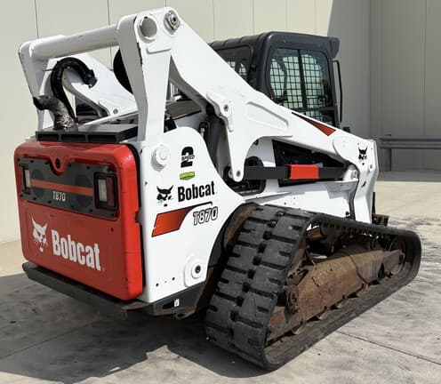Image of Bobcat T870 equipment image 2