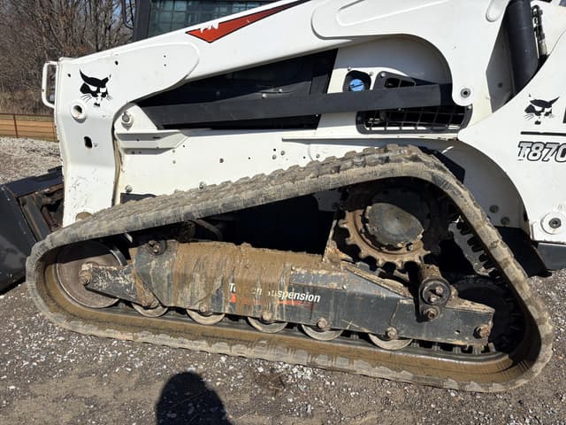 Image of Bobcat T870 equipment image 3
