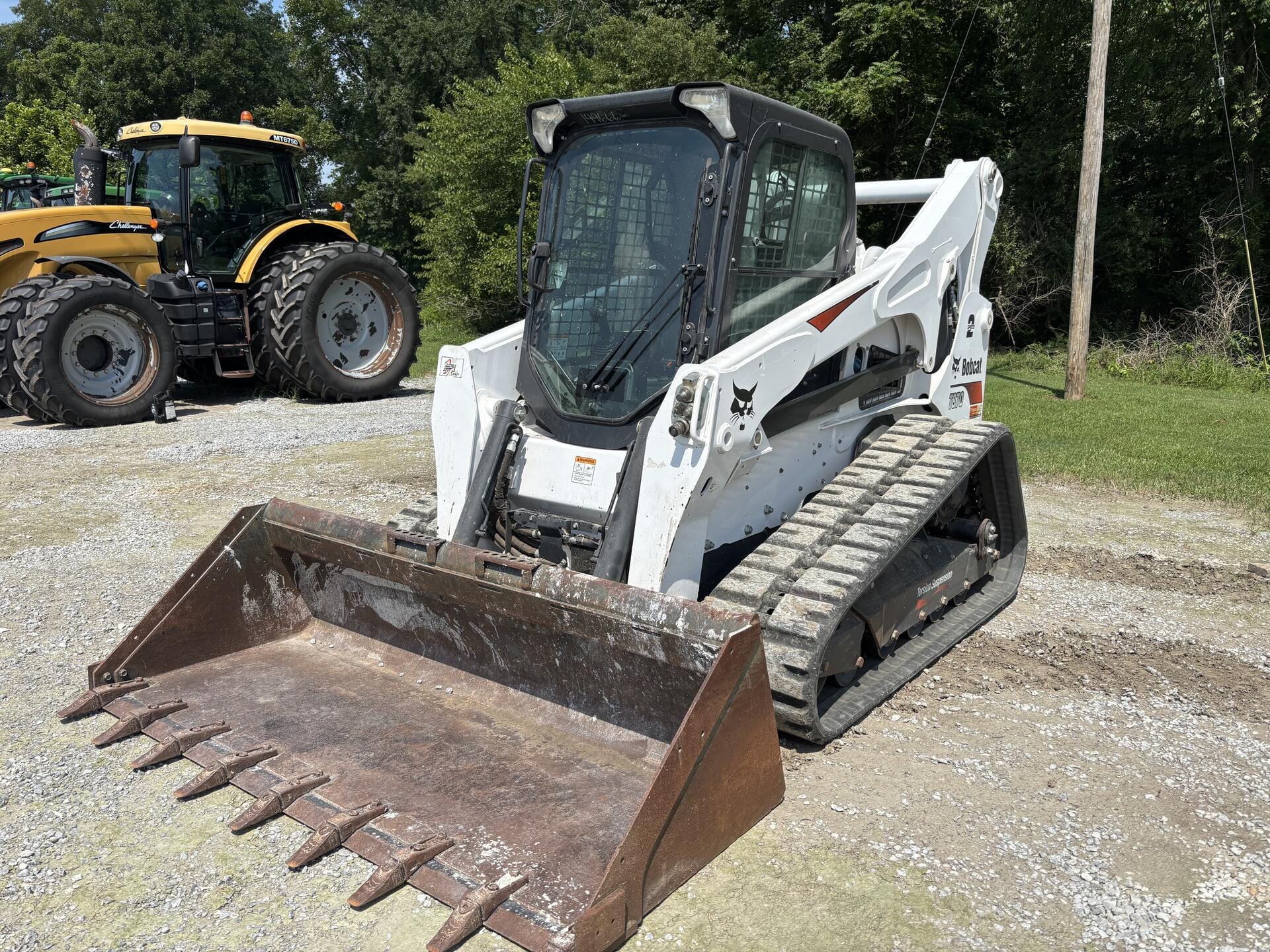 2022 Bobcat T870 Equipment Image0