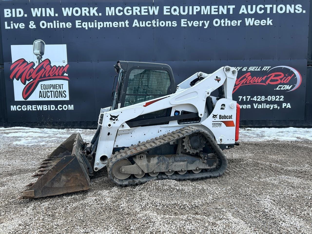 2022 Bobcat T870 Equipment Image0