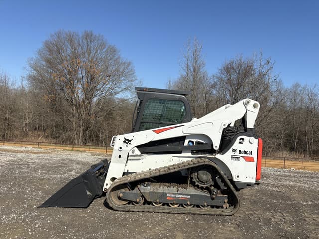 Image of Bobcat T870 equipment image 2