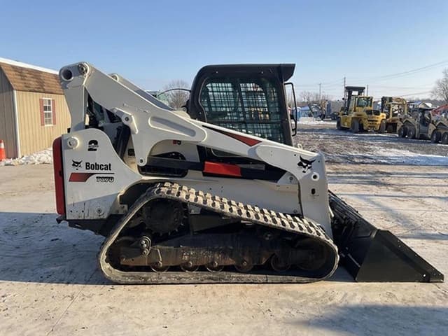 Image of Bobcat T870 equipment image 4