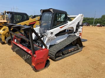 Main image Bobcat T870