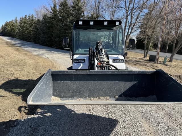 Image of Bobcat UW56 equipment image 4