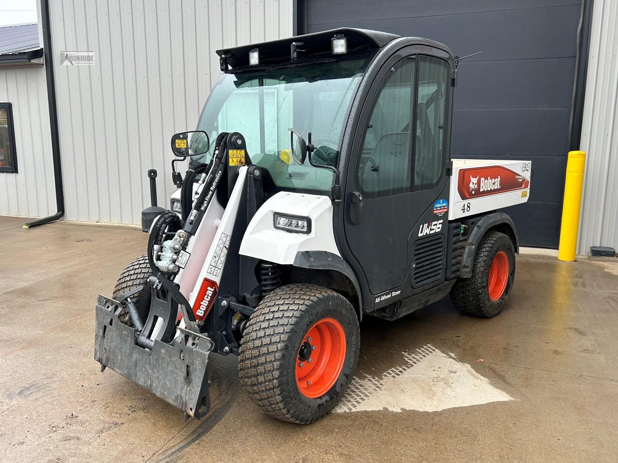 2022 Bobcat UW56 Equipment Image0