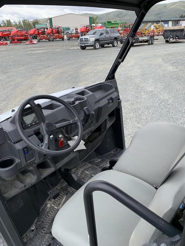 Image of Bobcat UV34 equipment image 4