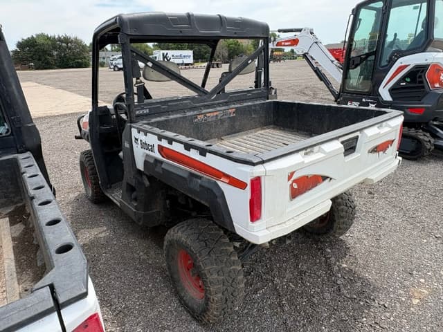 Image of Bobcat UV34 equipment image 3