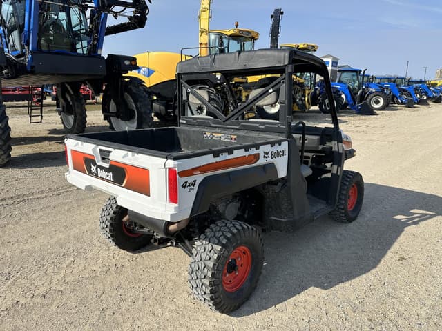 Image of Bobcat UV34 equipment image 4