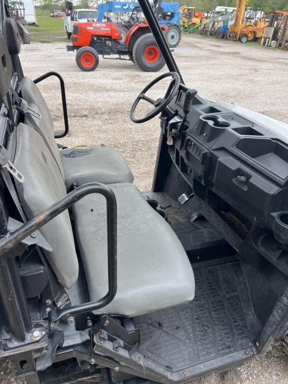 Image of Bobcat UV34 equipment image 4