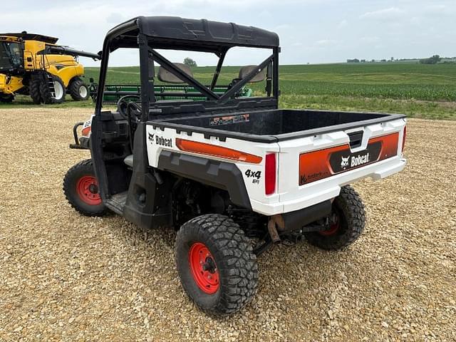 Image of Bobcat UV34 equipment image 4