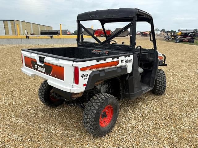Image of Bobcat UV34 equipment image 3