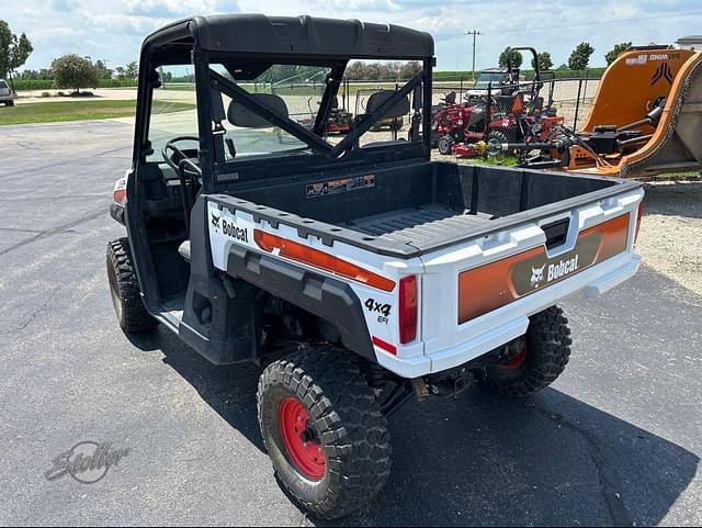 Image of Bobcat UV34 equipment image 4