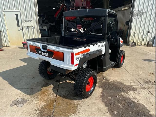 Image of Bobcat UV34 equipment image 2