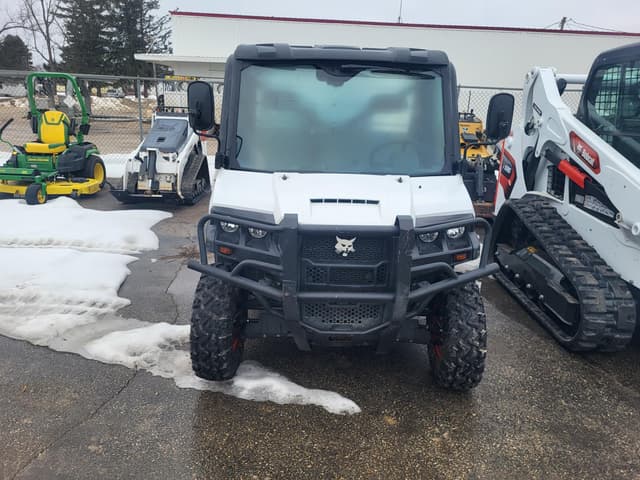 Image of Bobcat UV34 equipment image 4