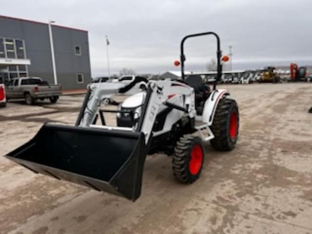 Image of Bobcat CT2040 equipment image 1
