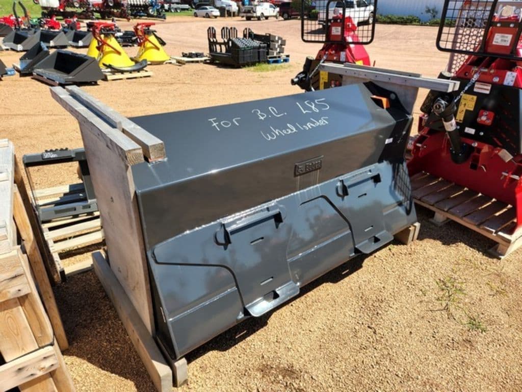 Image of Bobcat Bucket Image 1