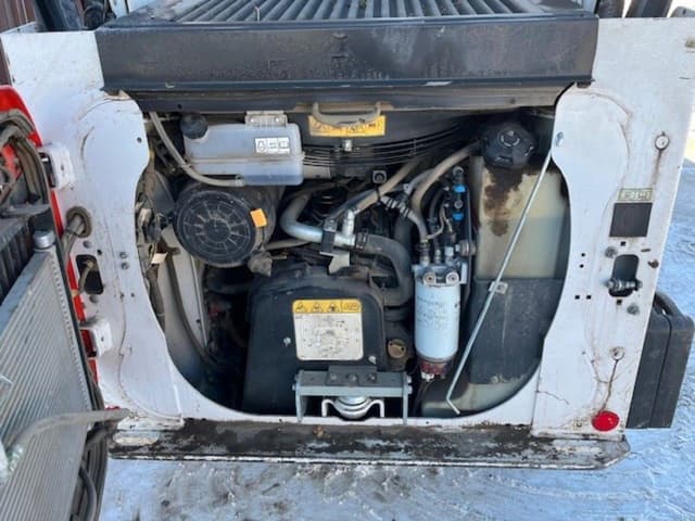 Image of Bobcat T66 equipment image 2