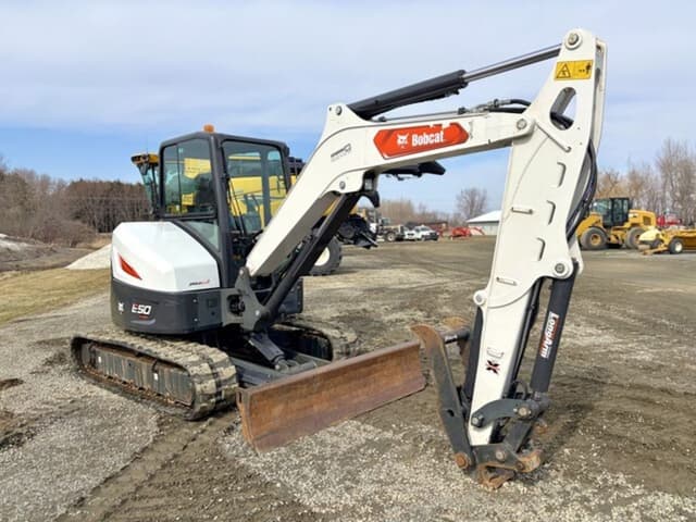 Image of Bobcat E50 equipment image 1