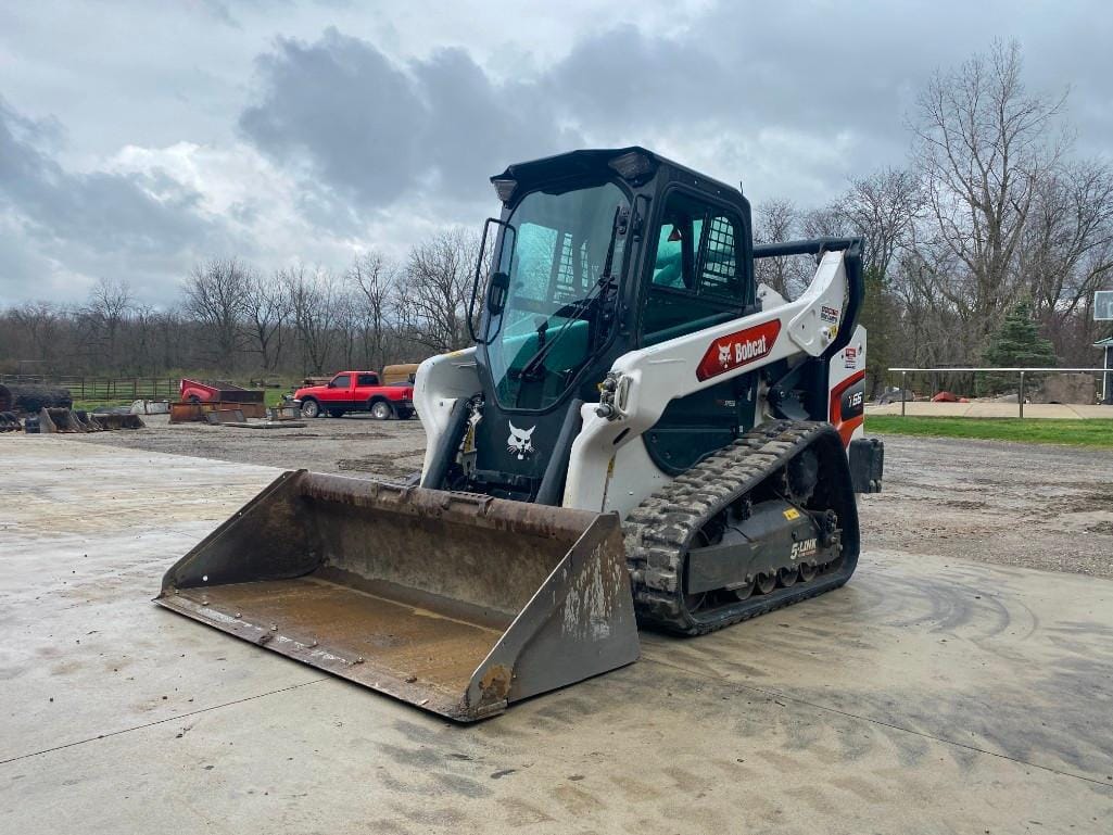 Main image Bobcat T66