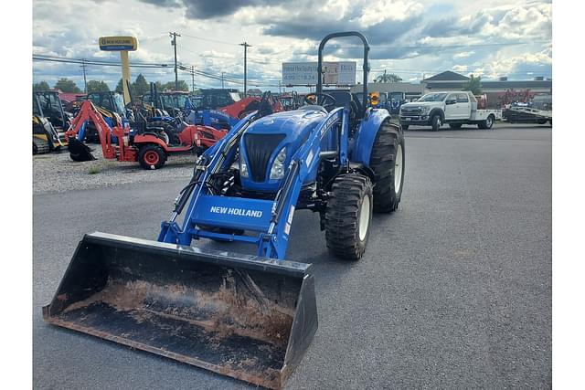 Image of New Holland Boomer 35 equipment image 4